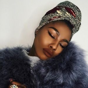 ➳ . . . 𝕔 𝕠 𝕫 𝕪  𝕦 𝕡. . . ➳